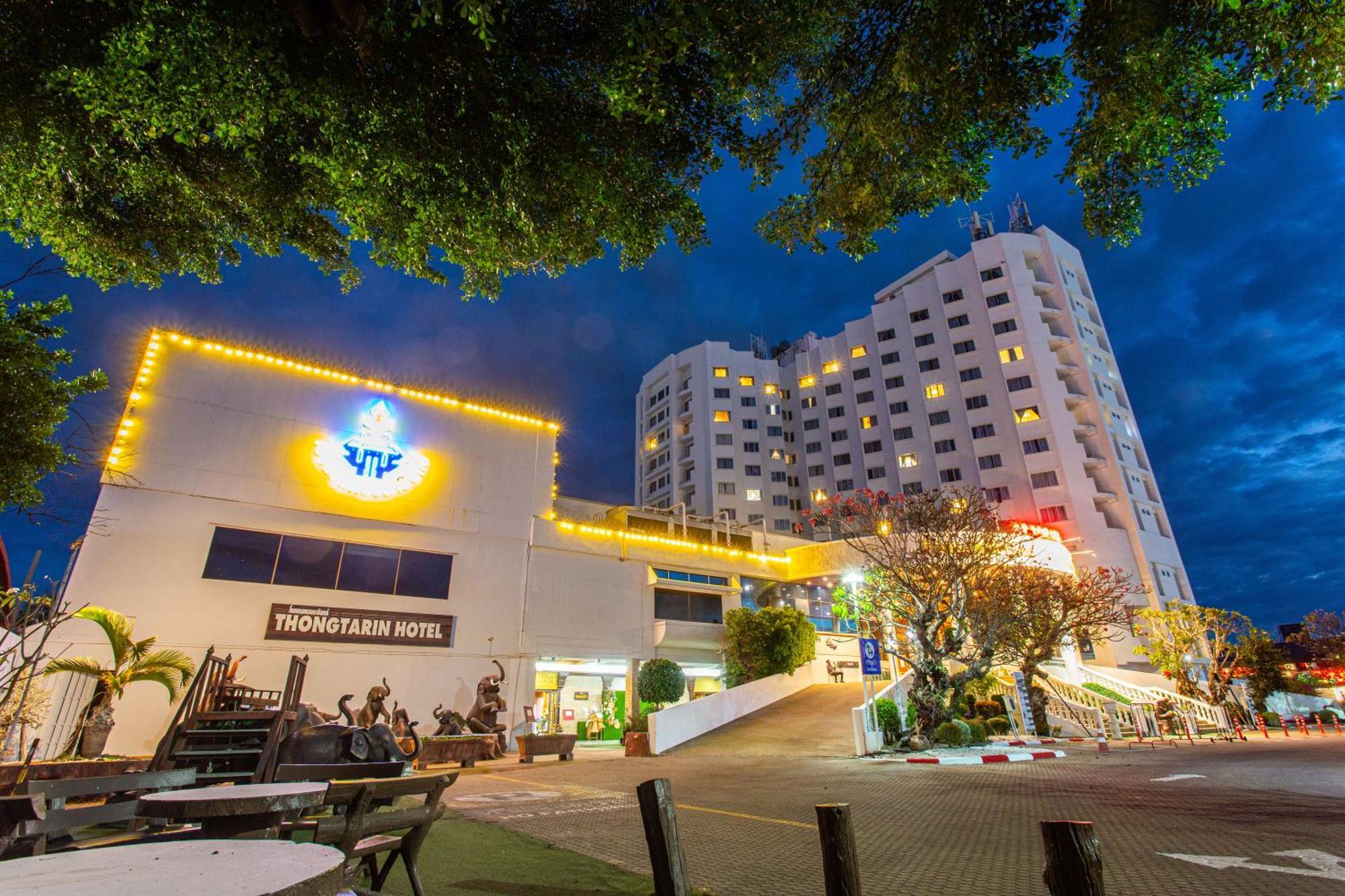 Thong Tarin Hotel Сурин Экстерьер фото