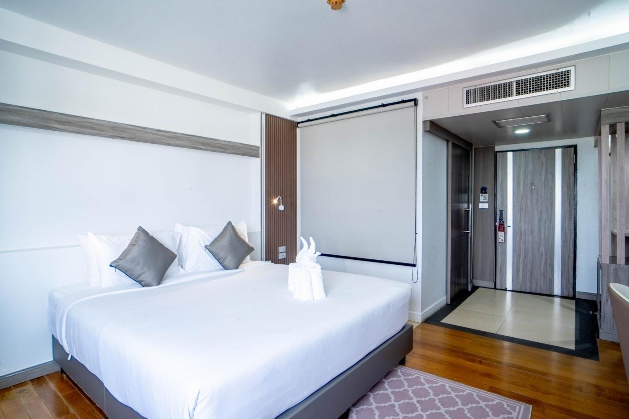 Thong Tarin Hotel Сурин Экстерьер фото