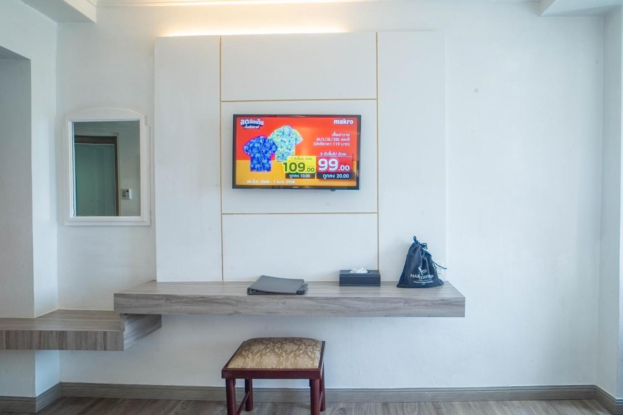 Thong Tarin Hotel Сурин Экстерьер фото